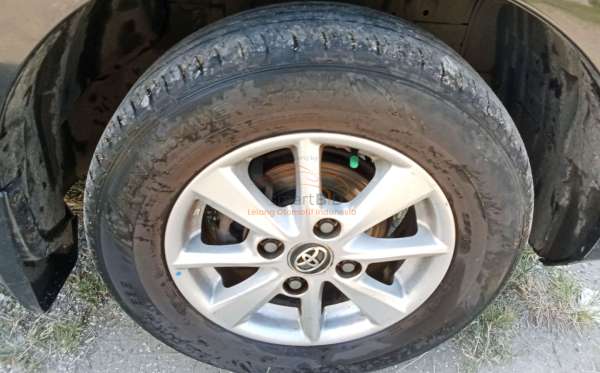 TOYOTA  AVANZA  1.3 G