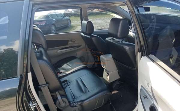TOYOTA  AVANZA  1.3 G