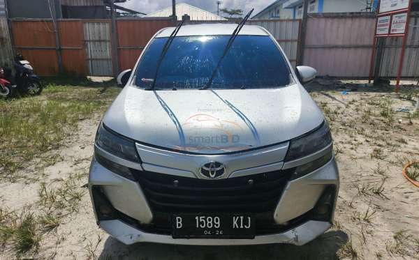 TOYOTA AVANZA 1.3 E