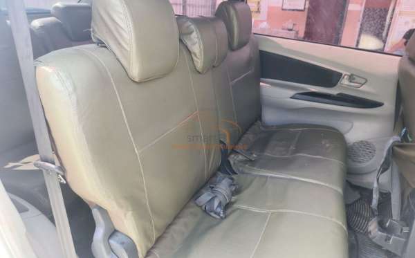 TOYOTA AVANZA 1.3 E