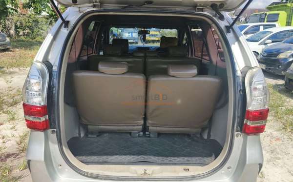 TOYOTA AVANZA 1.3 E