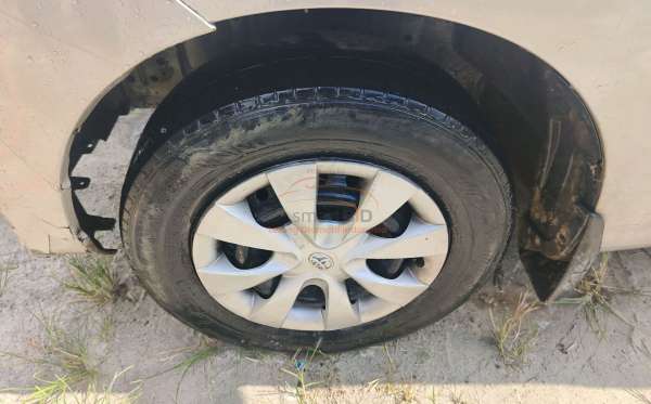 TOYOTA AVANZA 1.3 E