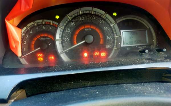 TOYOTA  AVANZA  1.3 G
