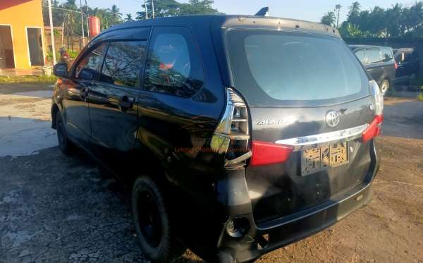 TOYOTA  AVANZA  1.3 G