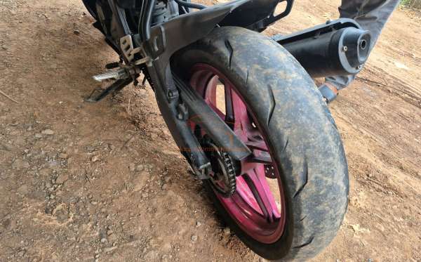 YAMAHA YZF R15