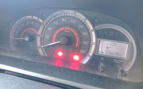DAIHATSU XENIA