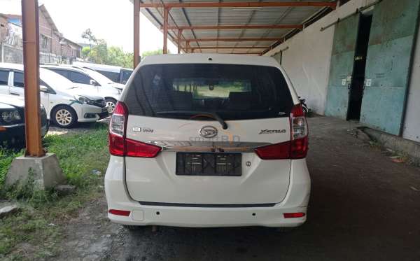 DAIHATSU XENIA