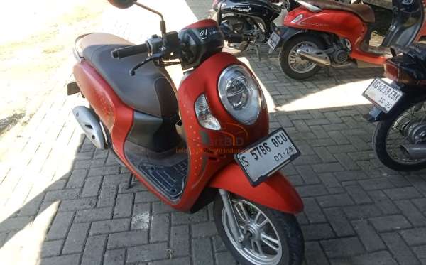 HONDA SCOOPY