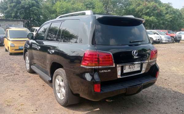 LEXUS LEXUS LX 570