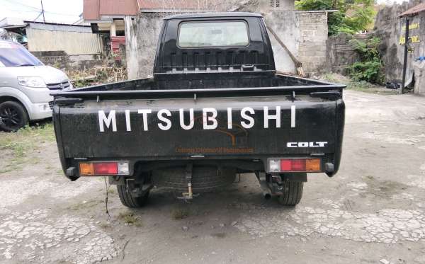 MITSUBISHI L 300