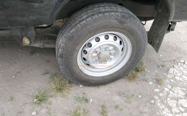 MITSUBISHI L 300