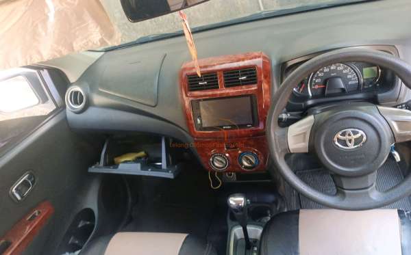 TOYOTA AGYA 1.0 G