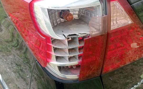 TOYOTA  ALPHARD  2.4