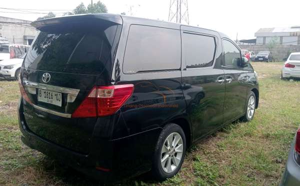 TOYOTA  ALPHARD  2.4