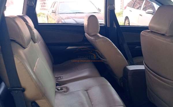 TOYOTA AVANZA