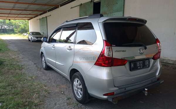TOYOTA AVANZA