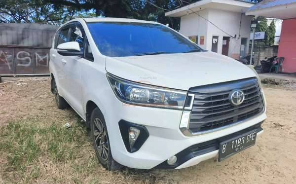 TOYOTA INNOVA 2.4 G