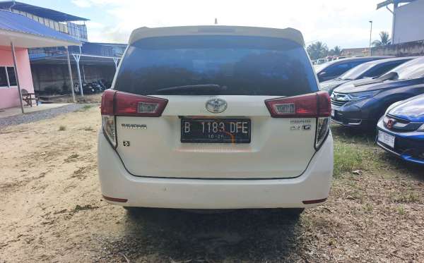 TOYOTA INNOVA 2.4 G