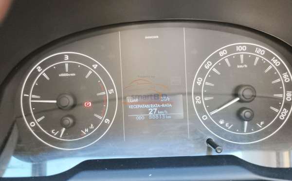 TOYOTA INNOVA 2.4 G