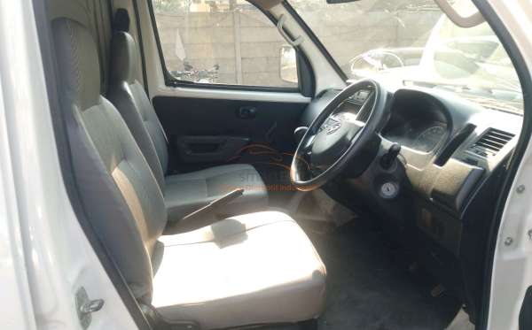DAIHATSU GRAN MAX BLIND VAN