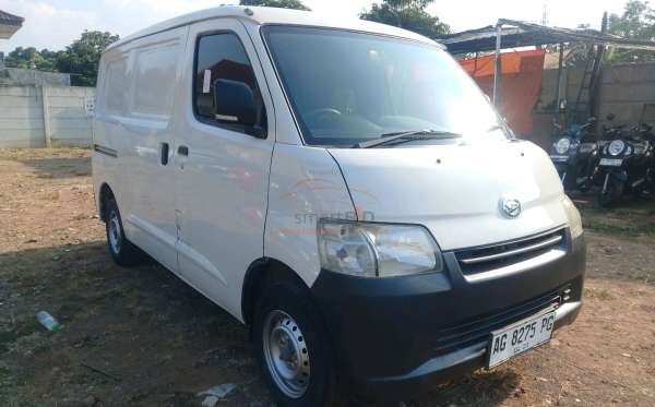 DAIHATSU GRAN MAX BLIND VAN