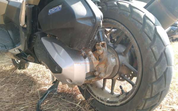 HONDA  ADV