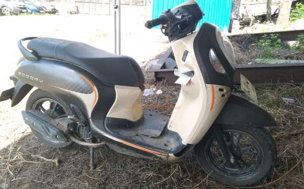 HONDA  SCOOPY