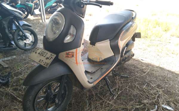 HONDA  SCOOPY