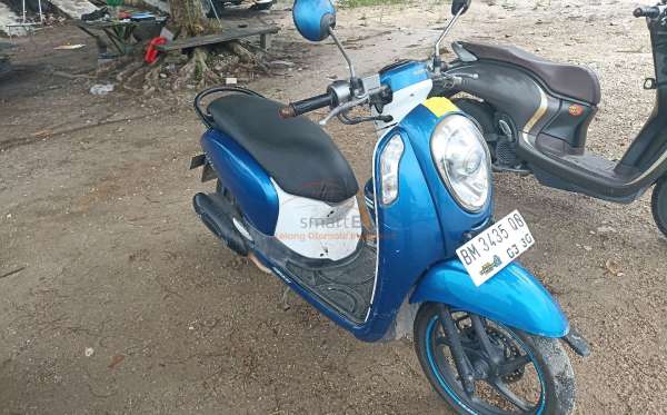 HONDA SCOOPY CW