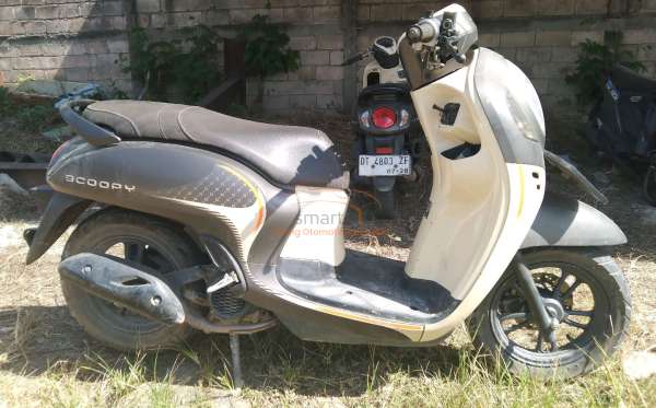 HONDA  SCOOPY