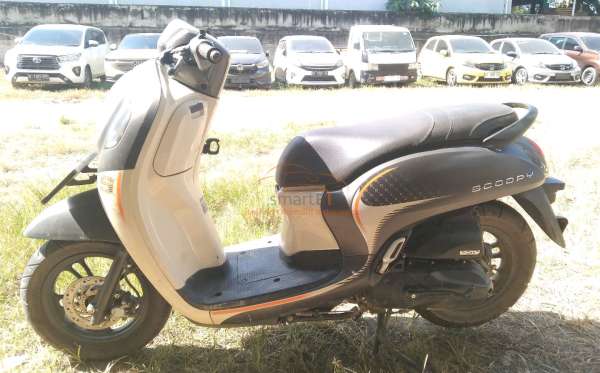 HONDA  SCOOPY