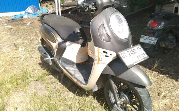 HONDA  SCOOPY