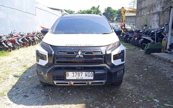 MITSUBISHI  XPANDER  CROSS 1.5L PLUS