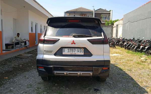 MITSUBISHI  XPANDER  CROSS 1.5L PLUS