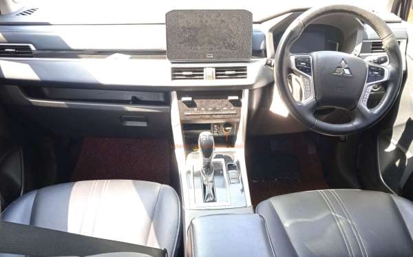 MITSUBISHI  XPANDER  CROSS 1.5L PLUS