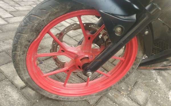 SUZUKI GSX R 150