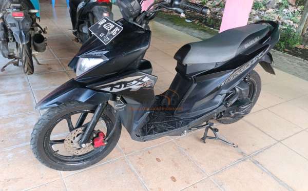SUZUKI NEX II