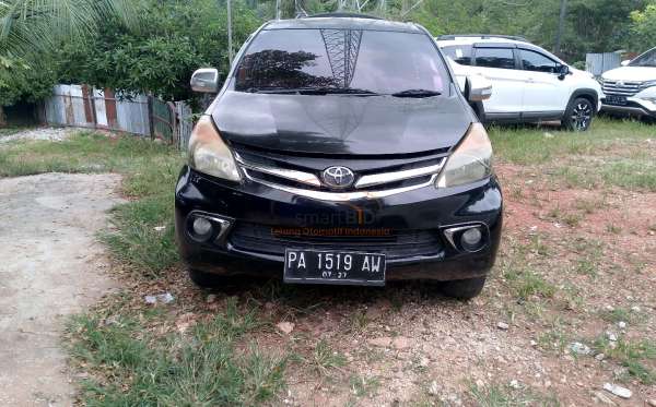 TOYOTA AVANZA