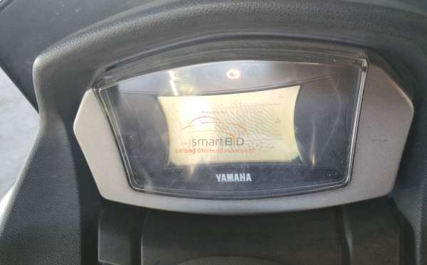 YAMAHA NMAX