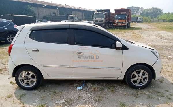 DAIHATSU AYLA