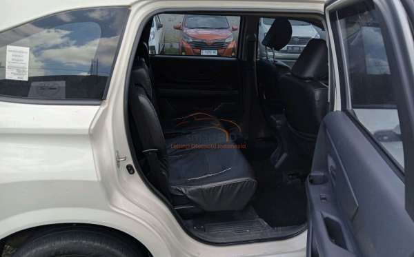 DAIHATSU XENIA R