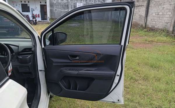 DAIHATSU XENIA R