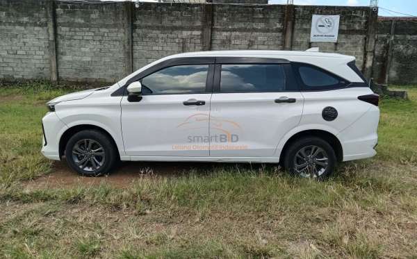 DAIHATSU XENIA R