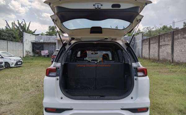 DAIHATSU XENIA R