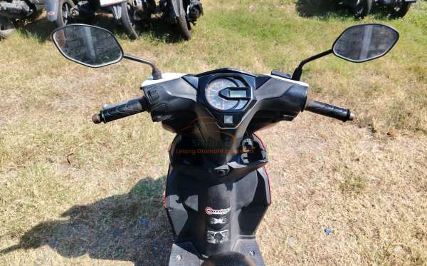 HONDA  BEAT