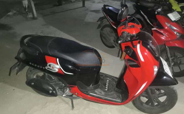 HONDA  SCOOPY