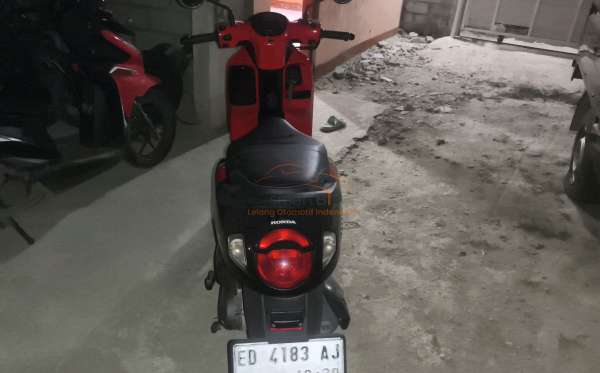 HONDA  SCOOPY