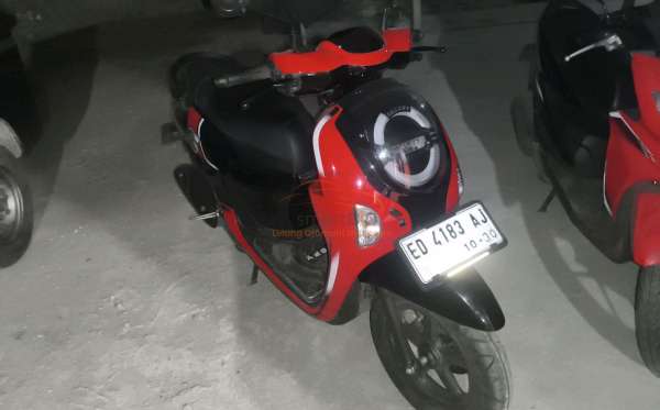 HONDA  SCOOPY