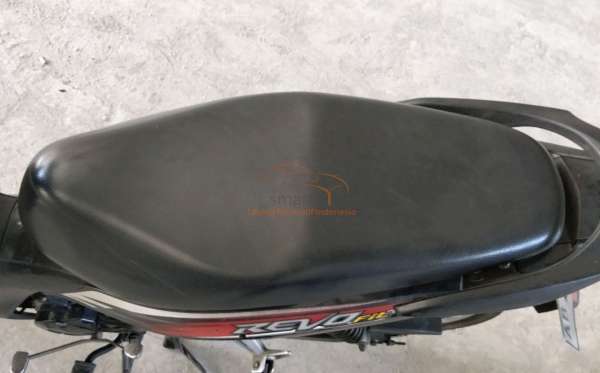 HONDA REVO X