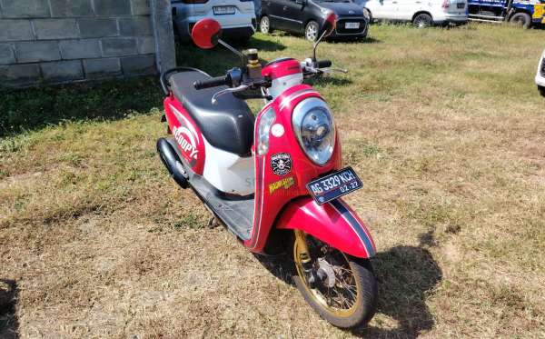 HONDA  SCOOPY
